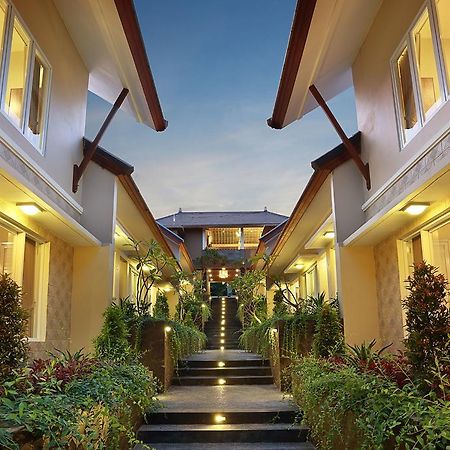 Askara Canggu Townhouse Aparthotel Esterno foto